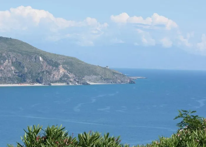 Nocleg ze śniadaniem La Carminella 3*
